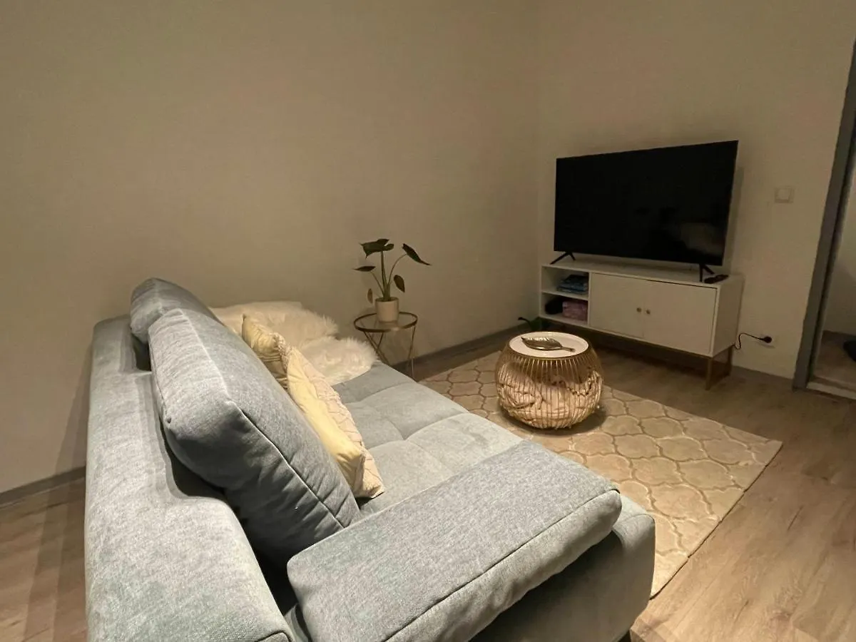 Urbansuites - Modern & Zentral In Der City - Dein Zuhause In Štutgart 0*,  Německo