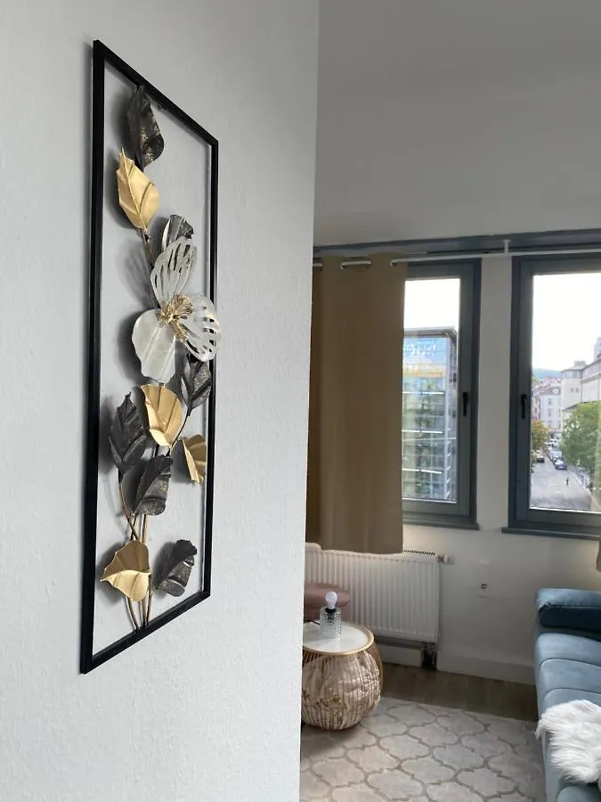 Urbansuites - Modern & Zentral In Der City - Dein Zuhause In Štutgart 0*,  Německo